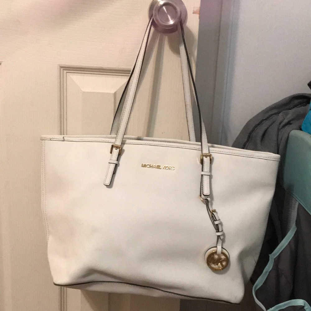 Michael Kors purse - Picture 2 of 3